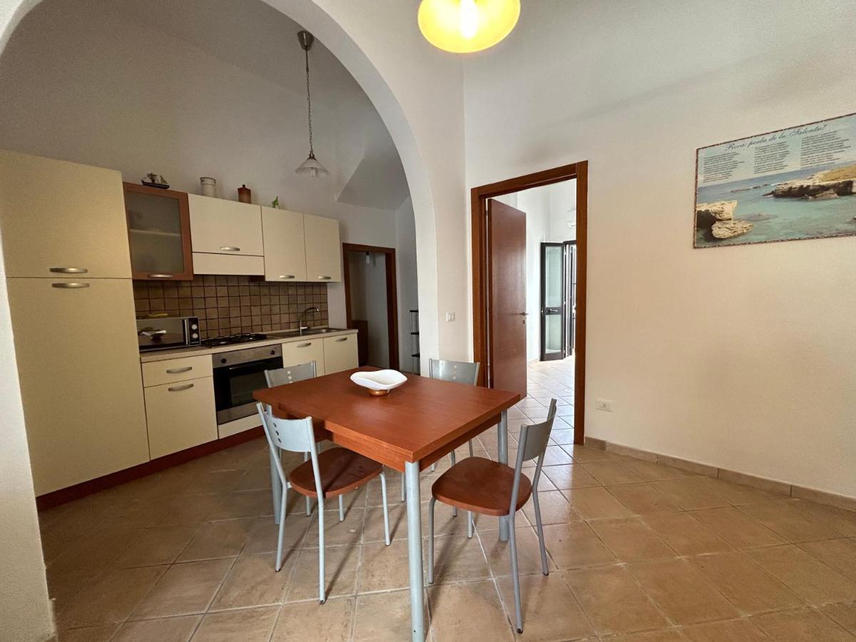 Suite Le Due Sorelle Torre dell'Orso Exterior foto