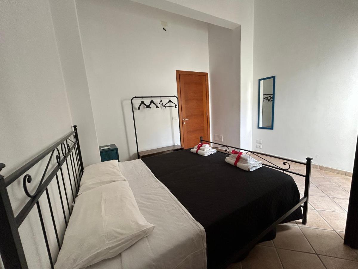 Suite Le Due Sorelle Torre dell'Orso Exterior foto