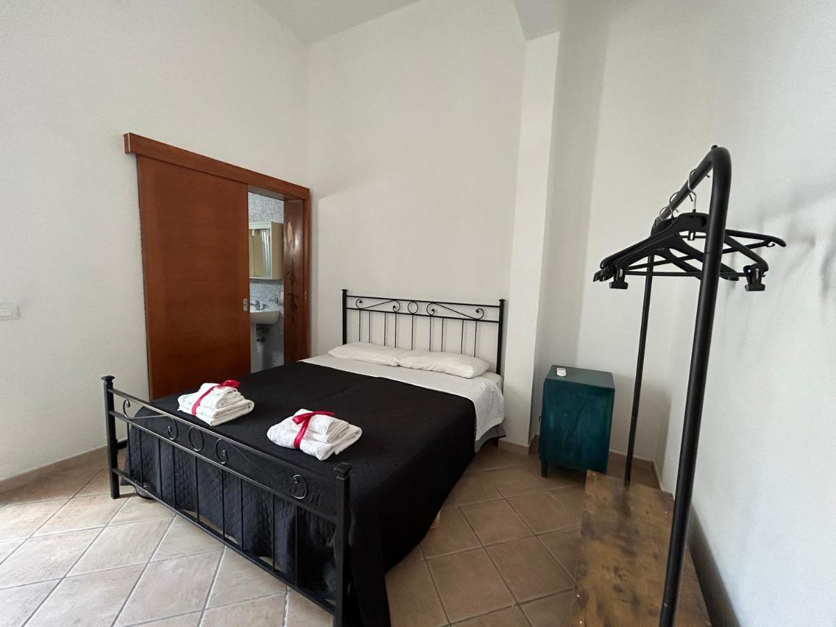 Suite Le Due Sorelle Torre dell'Orso Exterior foto